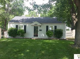 2304 Calhoun St, Bellevue, NE 68005