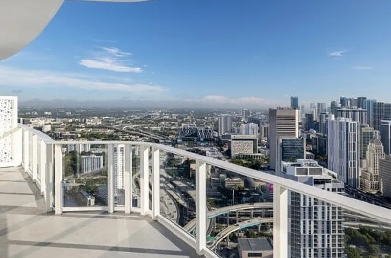 1 bed, 1.0 bath, $2,955 — Photo 1