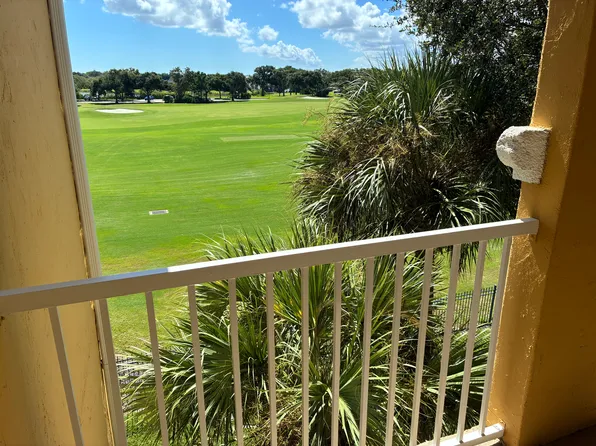 5015 Fairways Cir, Vero Beach, FL