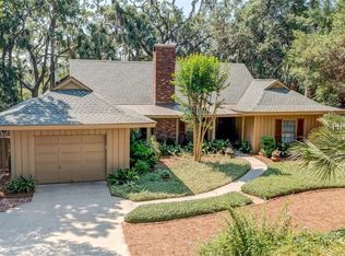 26 N Calibogue Cay Rd, Hilton Head Island, SC 29928