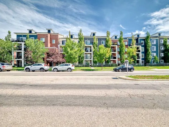 755 W Copperpond Blvd SE #6315, Calgary, AB T2Z 4R2