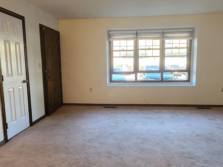 375 Glendale Ave #D4 — Photo 10