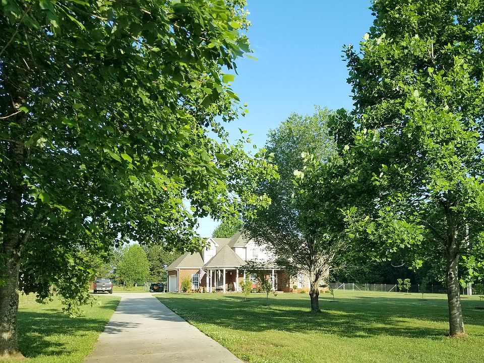 1st image of 256 Coulter Dr