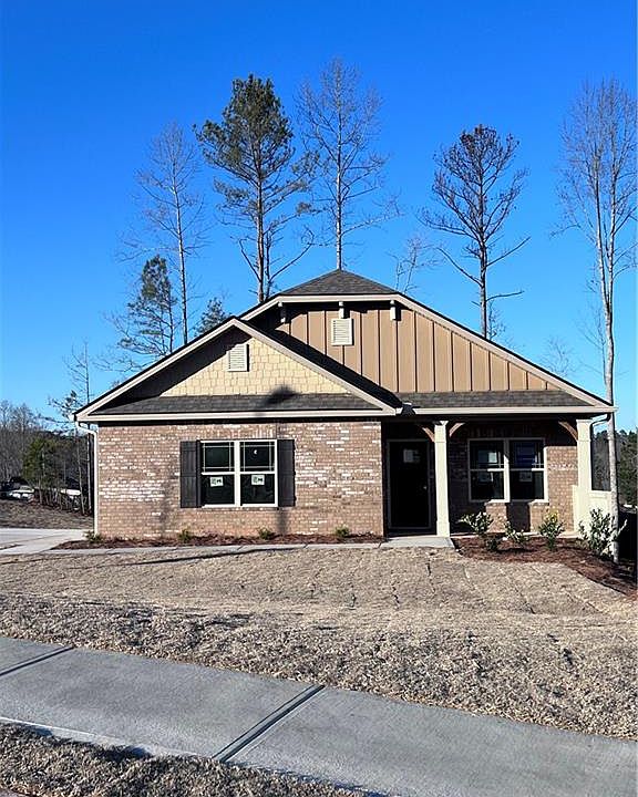 1st image of 382 Saddle Chase Dr