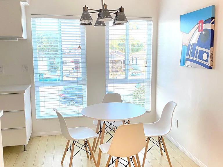 4865 Saratoga Ave — Photo 37