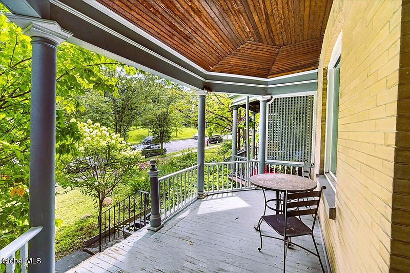 2nd image of 69 S Lake Avenue
