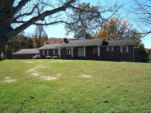 1st image of 154 Woodland Hts