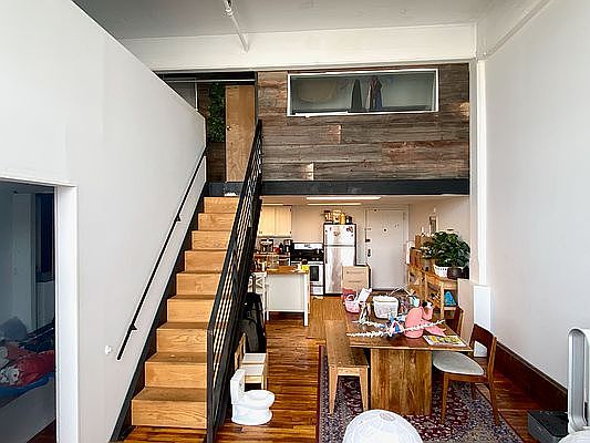 2nd image of 5 Delevan St APT 4N