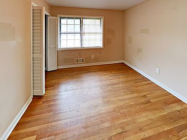 5780 Riverdale Rd Atlanta Ga 30349 Property Record Loopnet Com