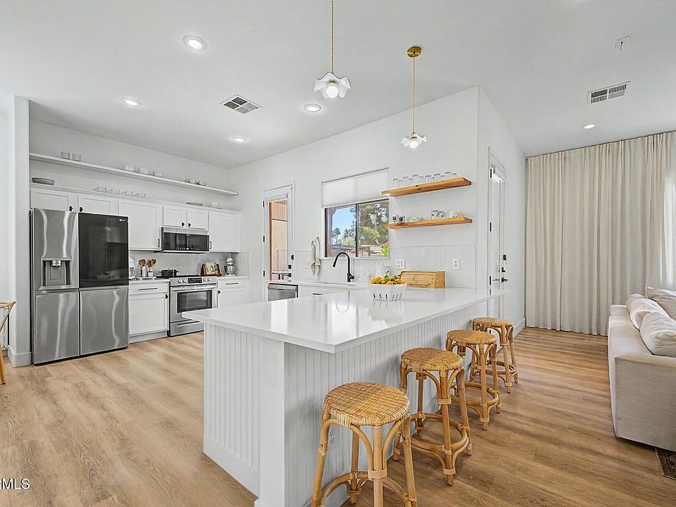 1st image of 1535 E KINGS Court