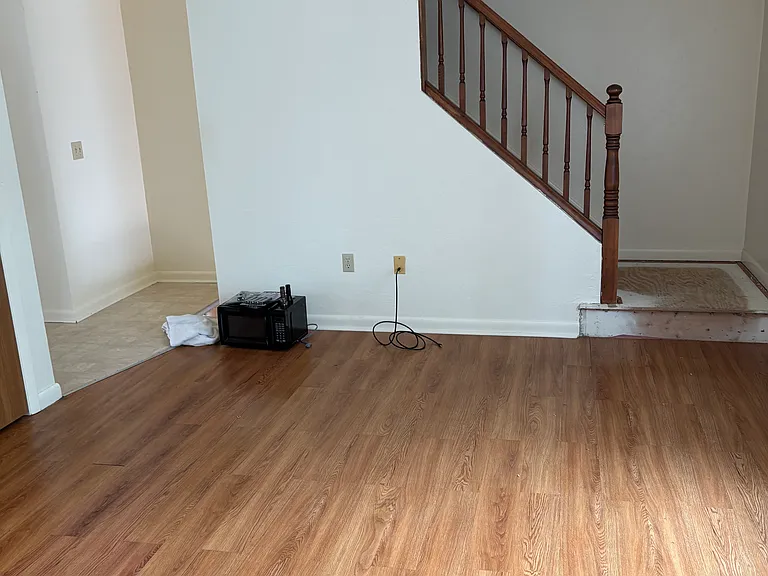 262 Ark Dr #264 — Photo 3