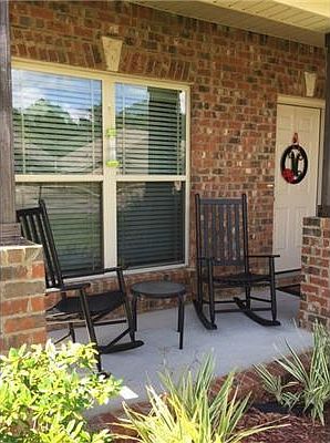 2nd image of 14141 Waterford Cir