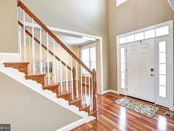 3rd image of 1312 Hope Farm Ct