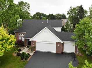 5181 Candelabra Ln, Loves Park, IL 61111