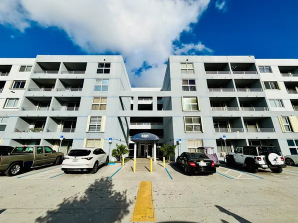 8201 NW 8th St #1509, Miami, FL 33126