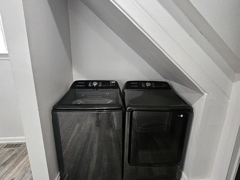 286 W Tupper St #1 — Photo 6