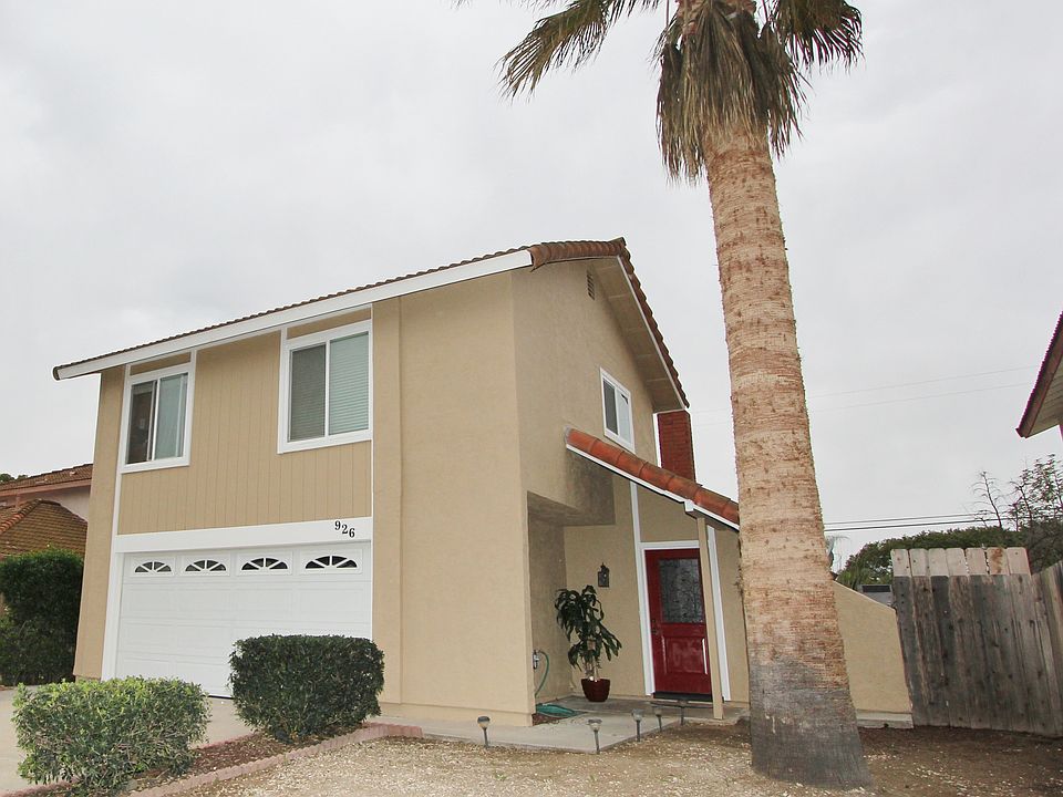 1st image of 926 Amber Dr