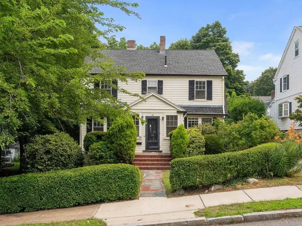 46 Myrtle St, Newton, MA 02465