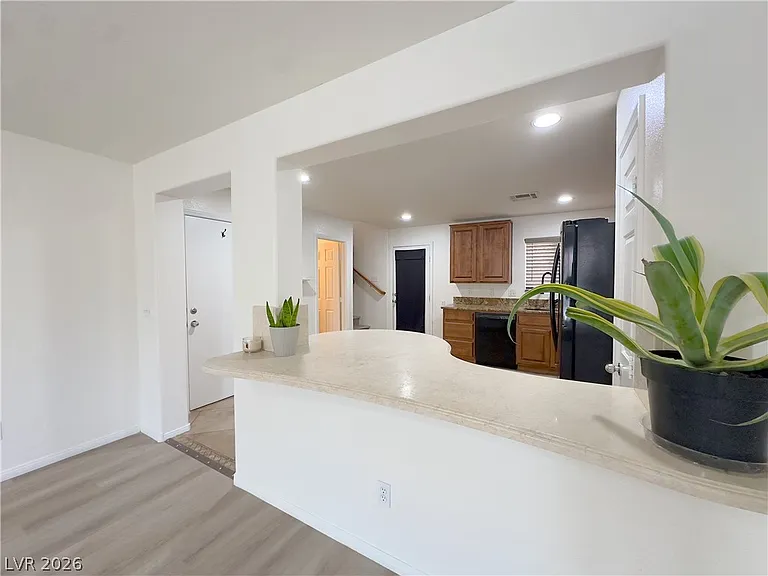 6952 Graceful Cloud Ave — Photo 4
