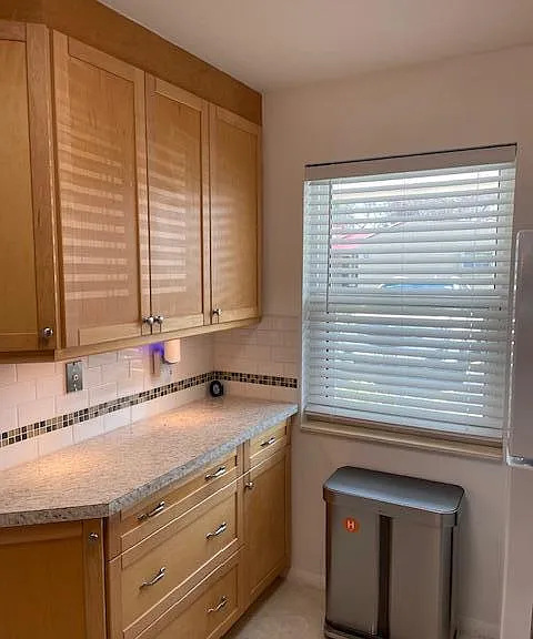 307 Lake Evelyn Dr — Photo 9