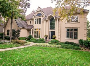 10791 S Cedar Niles Cir, Olathe, KS 66061