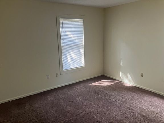 5th image of 25 Sams Point Rd APT 3A