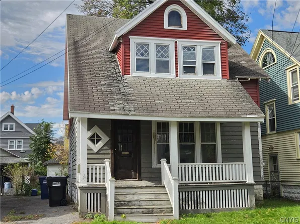160 Clifton Pl, Syracuse, NY 13206