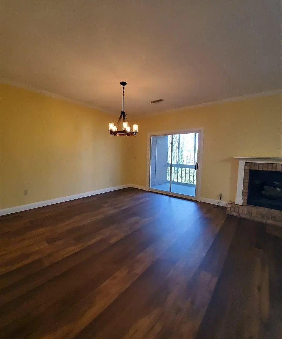 1311 Forest Hills Rd NW — Photo 2