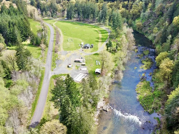 28593 Lower Smith River Rd, Reedsport, OR 97467