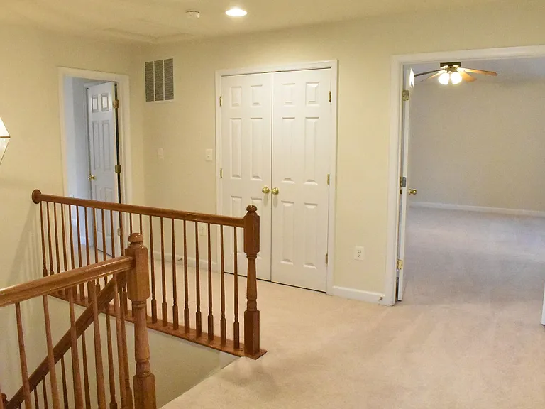 1310 Walker Dr — Photo 32