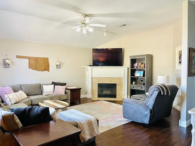 17649 Lead Ln — Photo 5