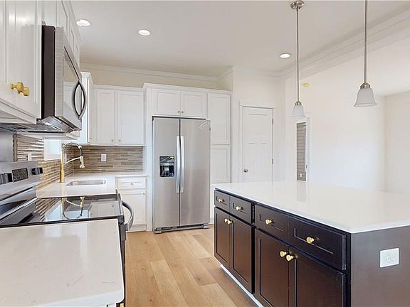 2nd image of 215 Arthur Haney Rd