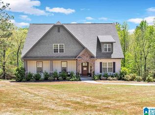 402 Lake Ridge Dr, Helena, AL 35080