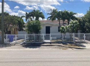 1790 NW 4th St, Miami, FL 33125