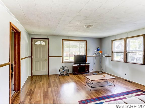 5th image of 134 Pettit St