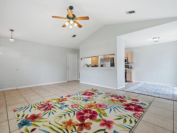 2nd image of 657 Jerrells Ave