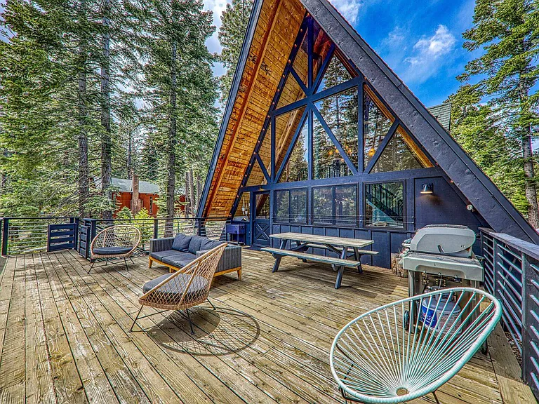 357 Sierra Dr — Photo 29