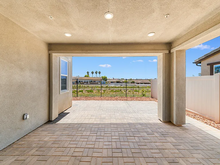 1623 Carol Lee Ln — Photo 41