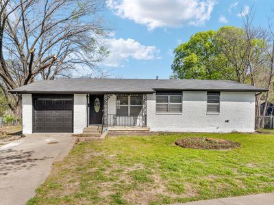 702 Hillside Dr, Grand Prairie, TX, 75051