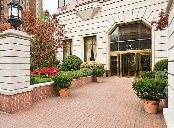 4th image of 1775 York Ave APT 29A