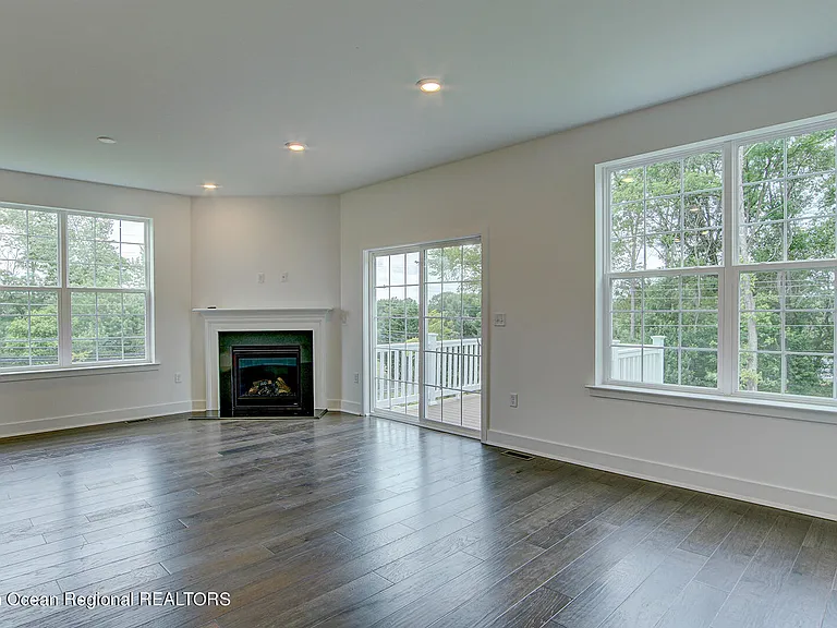 101 Pilot St — Photo 10