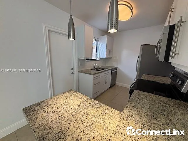 3400 Le Jeune Rd — Photo 9