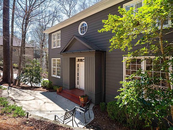 4th image of 1220 River Rd