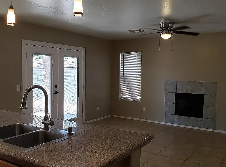 13353 W Cottonwood St — Photo 10