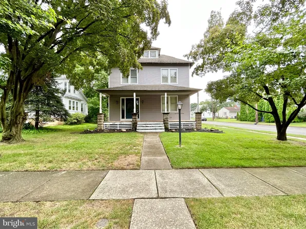 208 Boulevard St, Florence, NJ 08518