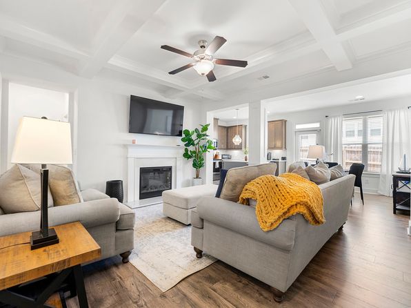 122 Auburn Valley Way