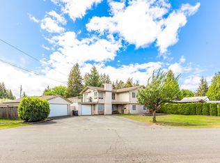 20554 43a Ave, Langley, BC V3A 3C8