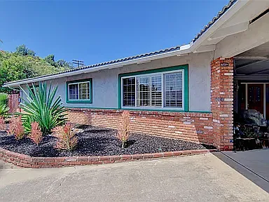 4045 Doral Way
