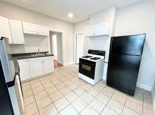276 E Cottage St #3R, Dorchester, MA 02125