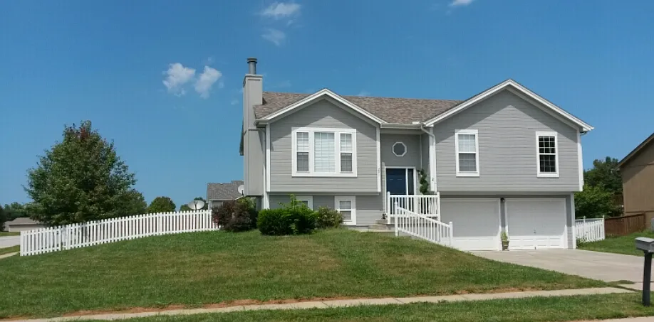 201 Porter Dr